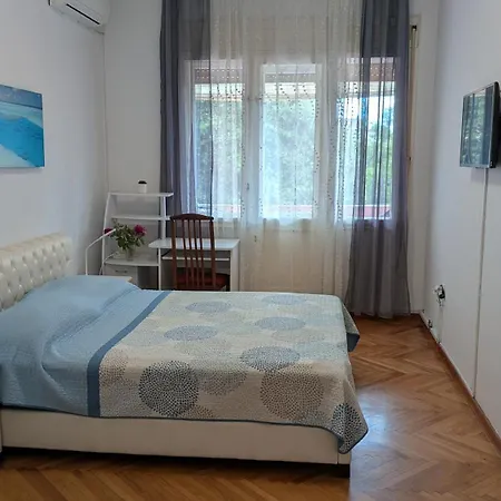 Mahonia Appartement *
